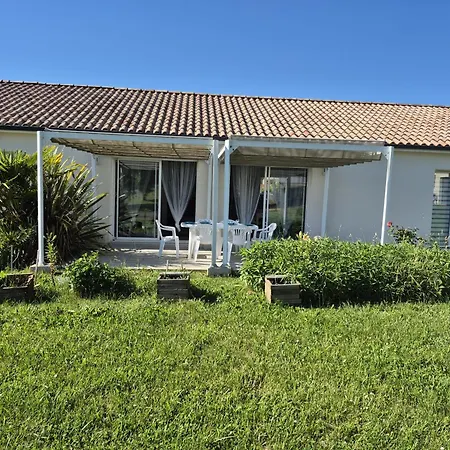 Justine's House In Feriehus